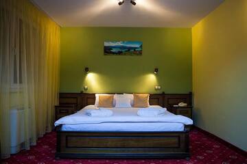 Фото номера Полулюкс, 4**** Курортные отели Apollo Wellness Club г. Сынджорджу-де-Муреш 12